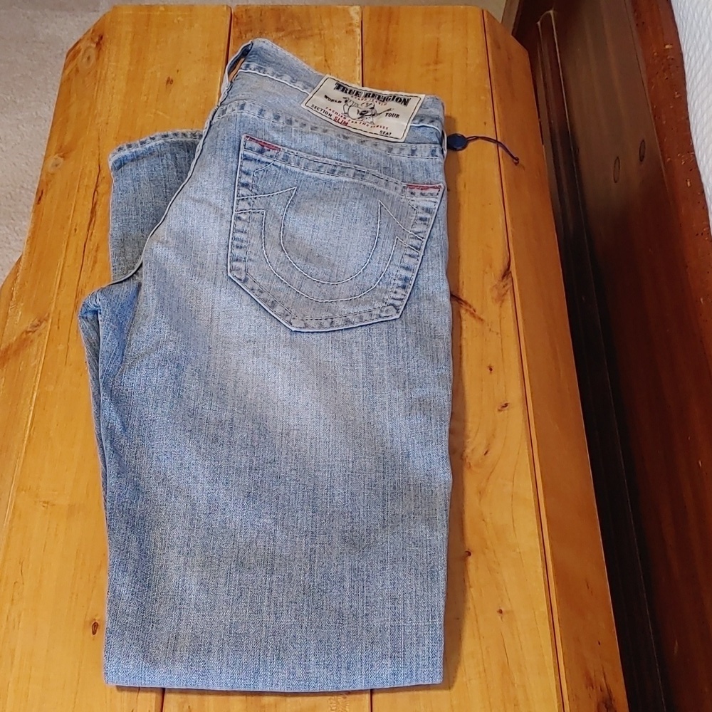 🌸Host Pick🌸Men's True Religion Distressed Light Wash Slim Straight Leg Jeans